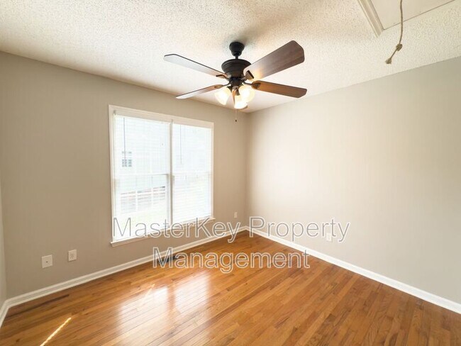 Building Photo - 4220 Old Brick Ct