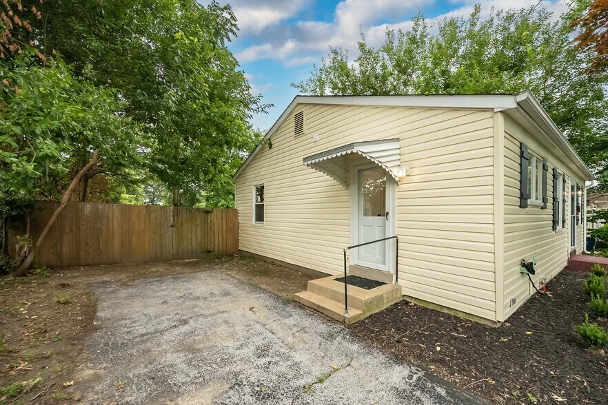 Building Photo - 2568 Bonniebrook Dr