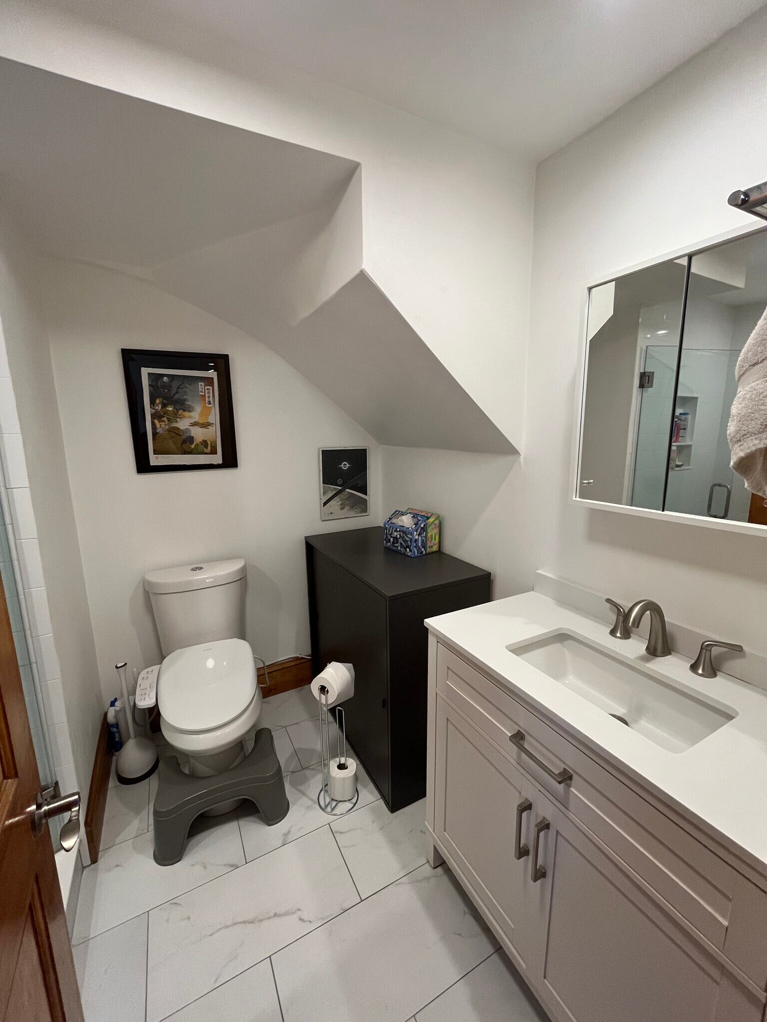 Building Photo - 148 Gore St