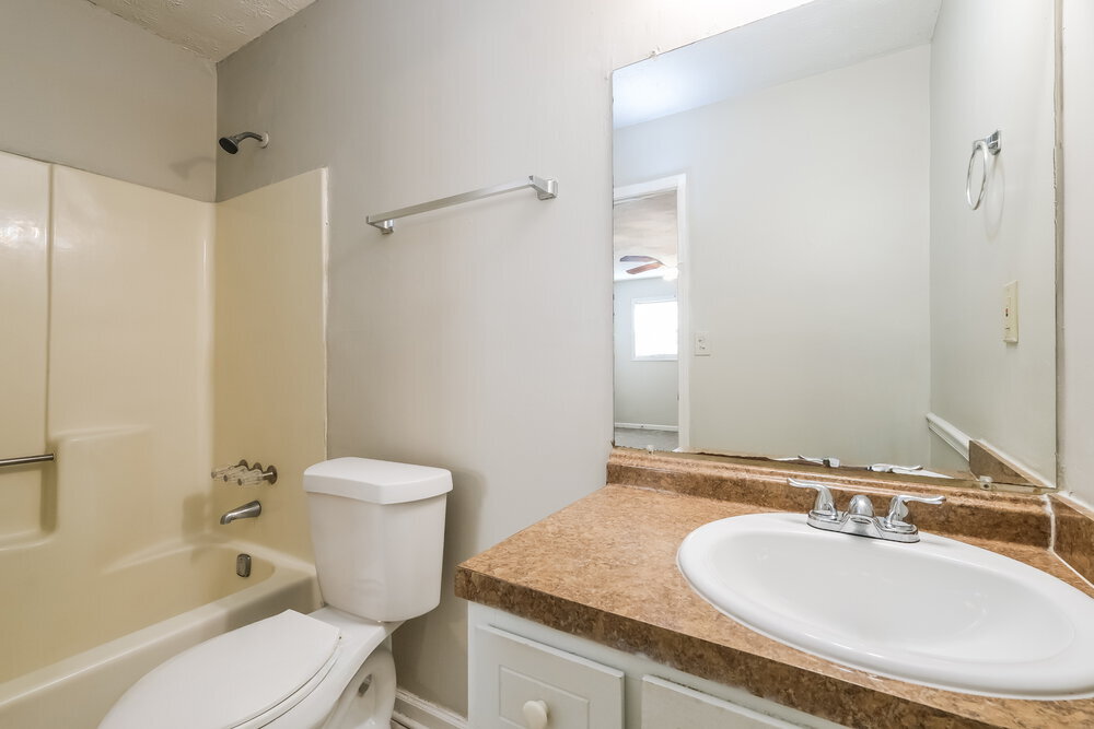 Building Photo - 318 Freeport Dr