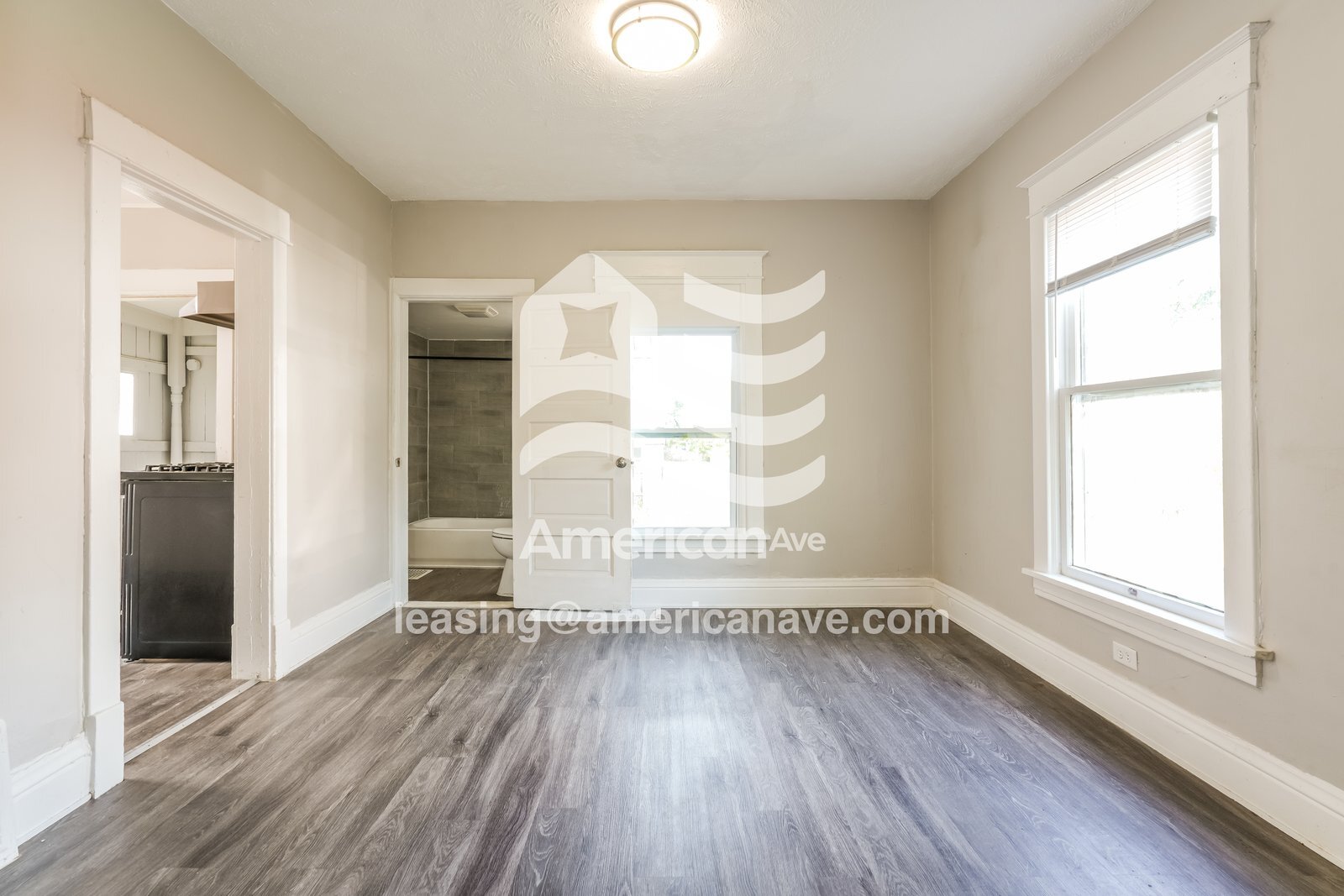 Building Photo - 919 E Calvert St