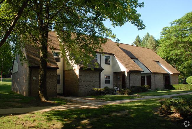 Primary Photo - Pine Ridge Estates