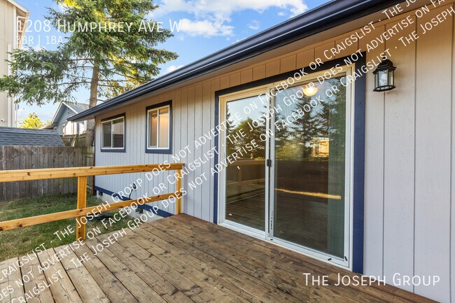 Building Photo - 1208 Humphrey Ave W