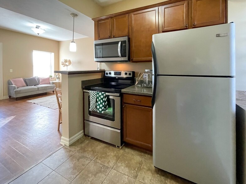 Primary Photo - The Melrose