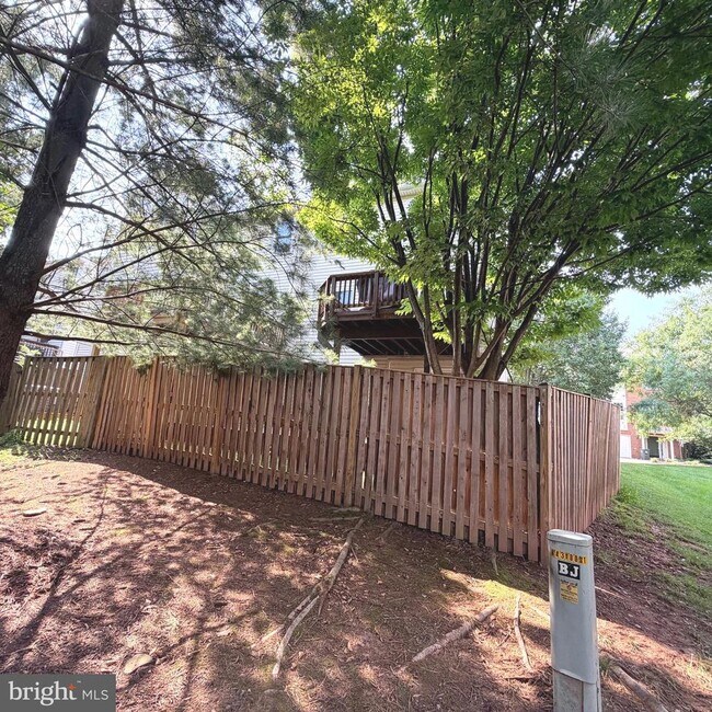 Building Photo - 43100 Sherbrooke Terrace