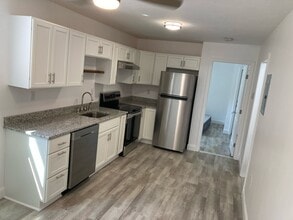 Building Photo - 181 S Main Street