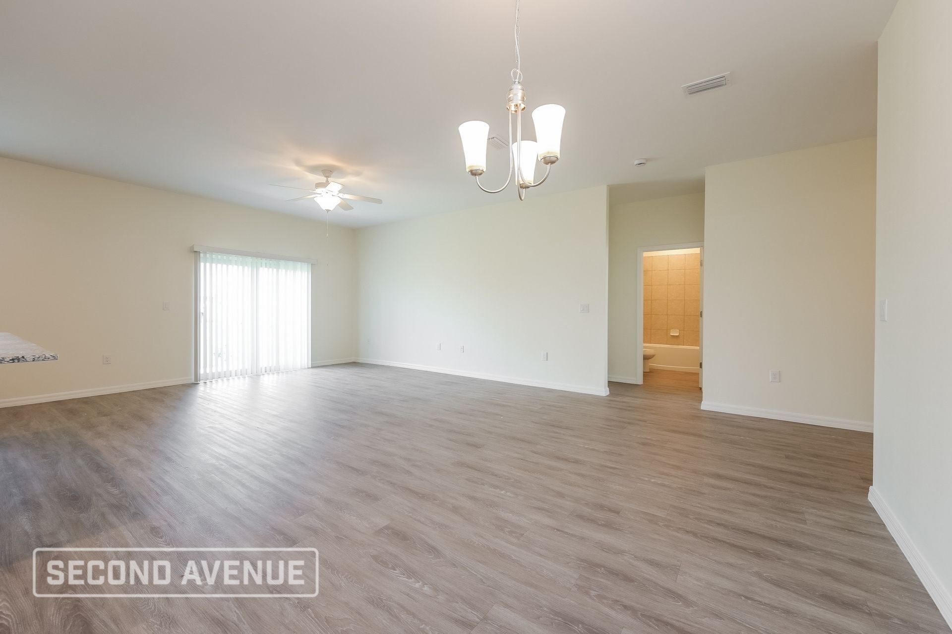Building Photo - 1411 NW 9th Ave