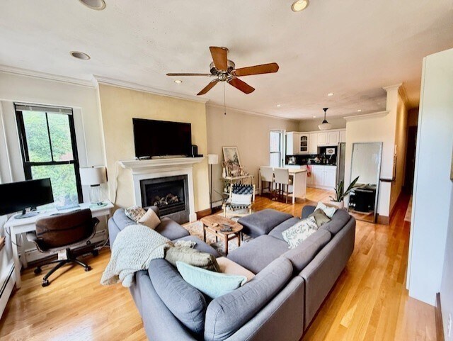 Building Photo - 13 Worcester St