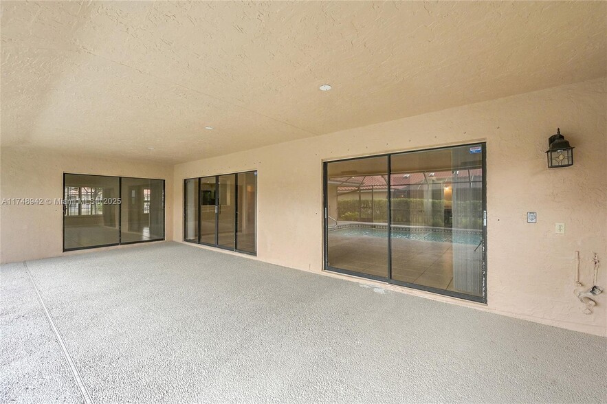 Building Photo - 296 NW 118th Ter
