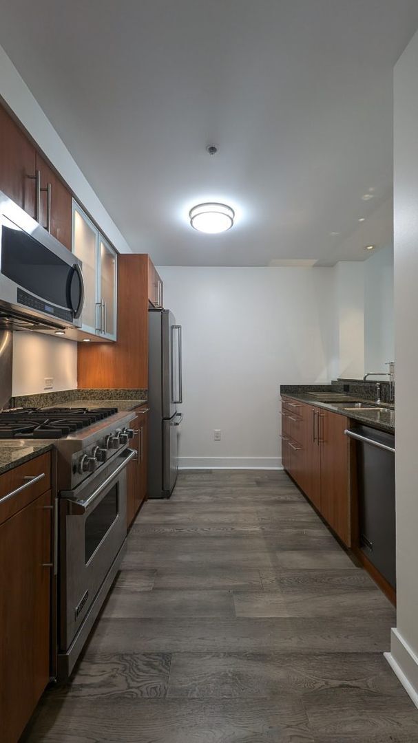 Building Photo - Epic REA - Spacious & Open floor plan 1BR +1BA in the Rincon Hill neighborhood