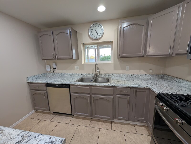 Building Photo - 6533 E Arbor Ave