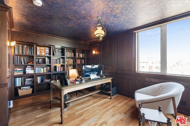 Building Photo - 8317 Delgany Ave