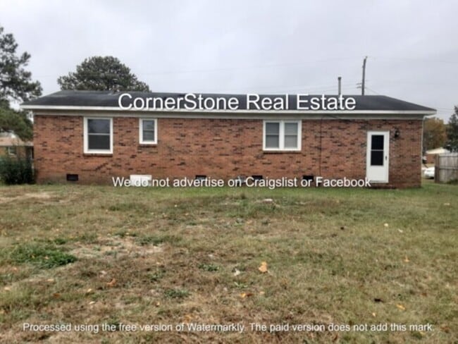 Building Photo - 837 Fresno Dr