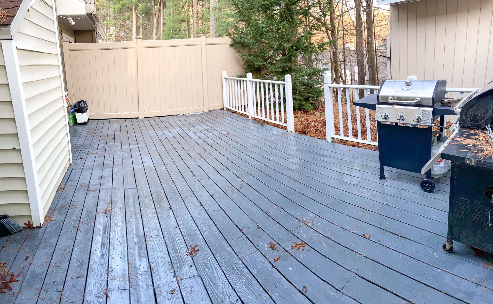 Building Photo - 46 Deer Run Dr