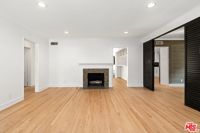 Building Photo - 3976 Goodland Ave