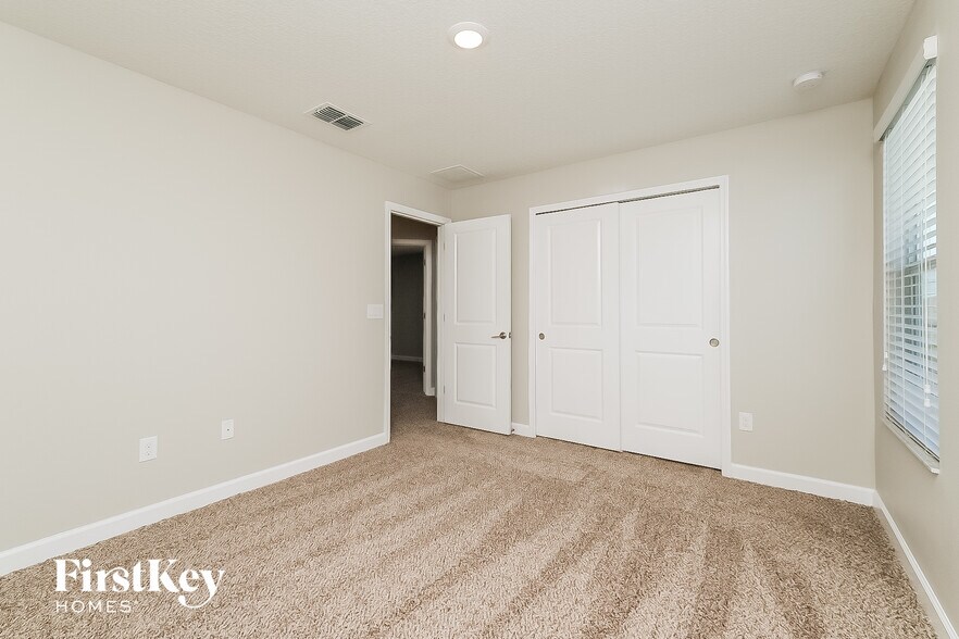 Building Photo - 9924 Victory Gallop Loop