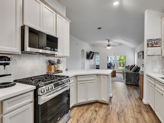 Building Photo - 4827 Ladona Ct