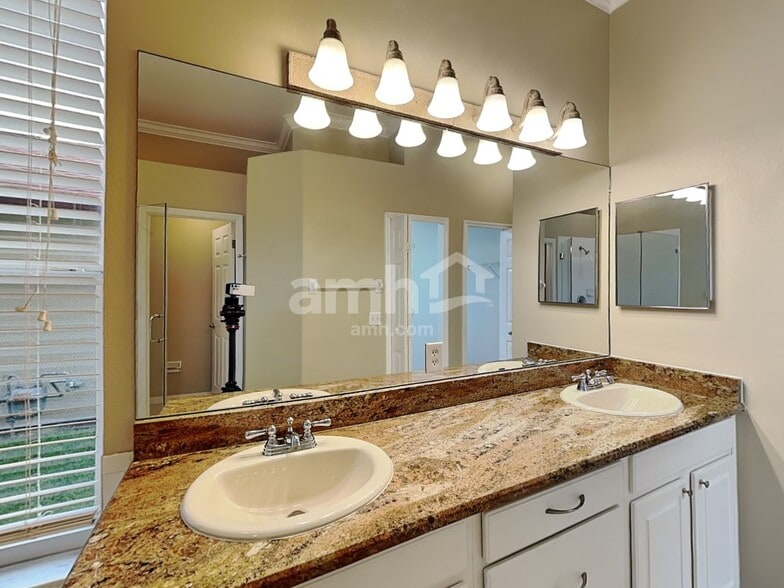 Building Photo - 11510 Pimpernel Dr