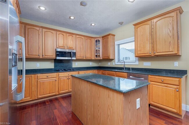 Building Photo - 298 Knollwood Trail