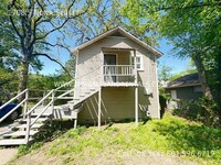 Building Photo - 1708.5 Nona St