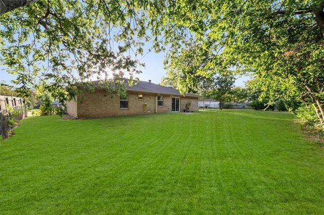 Building Photo - 2604 Fairmont Cir