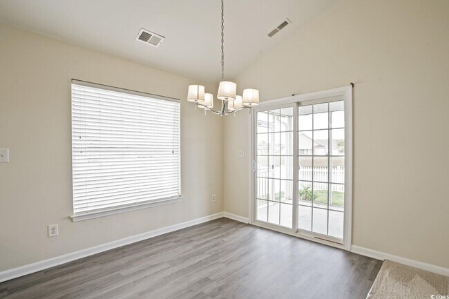 Building Photo - 3096 Rockwater Cir