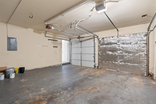 Building Photo - 1213 Red Ranch Cir