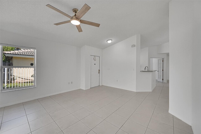 Building Photo - 5361 NW 90th Ave