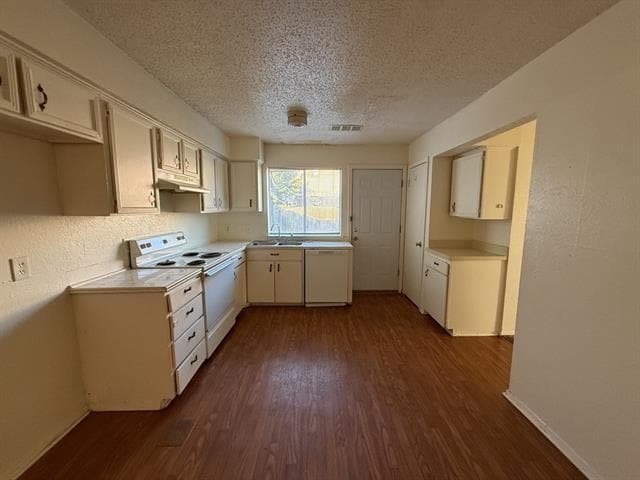 Building Photo - 1021 Pleasant Valley Ln