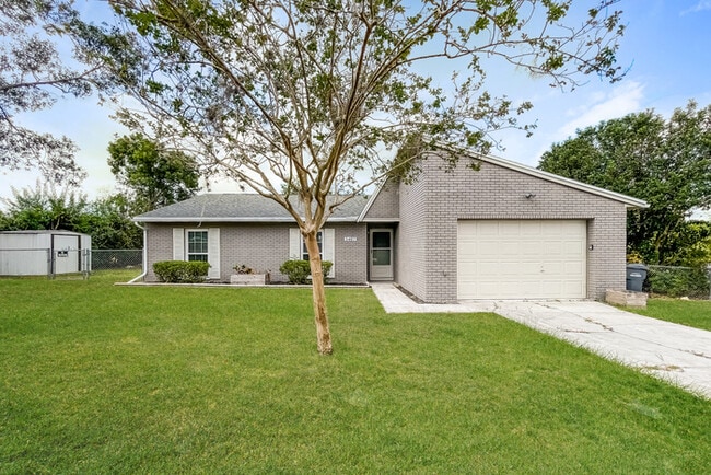 Building Photo - 3407 Groveview Dr