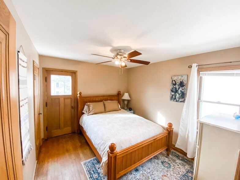 Building Photo - 2645 N 69th St