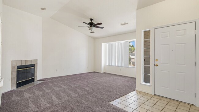 Building Photo - 5710 Fox Creek Dr