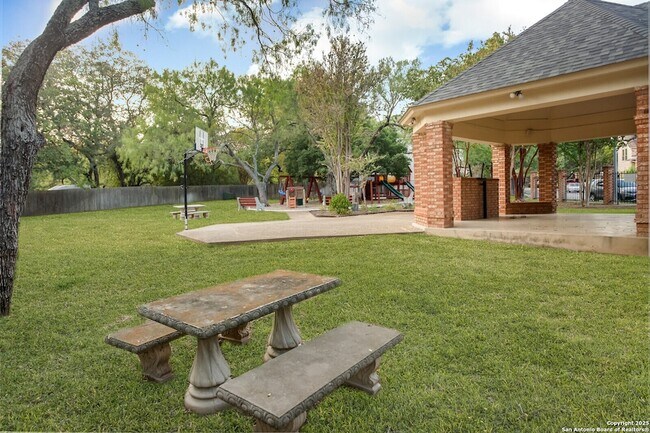 Building Photo - 6407 Lost Arbor Cir