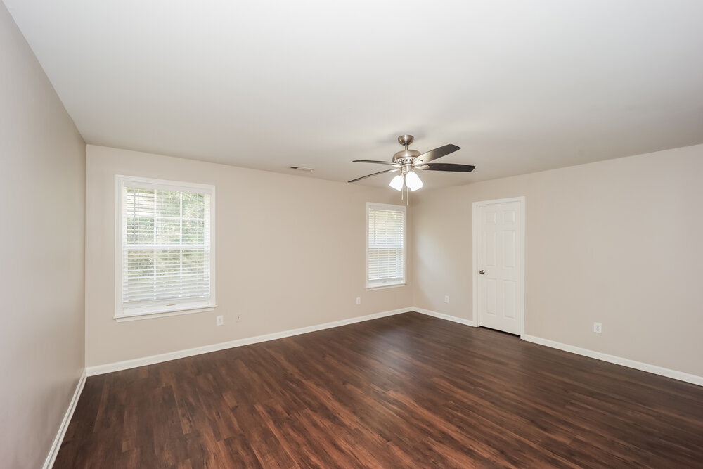 Building Photo - 54 Brookview Dr