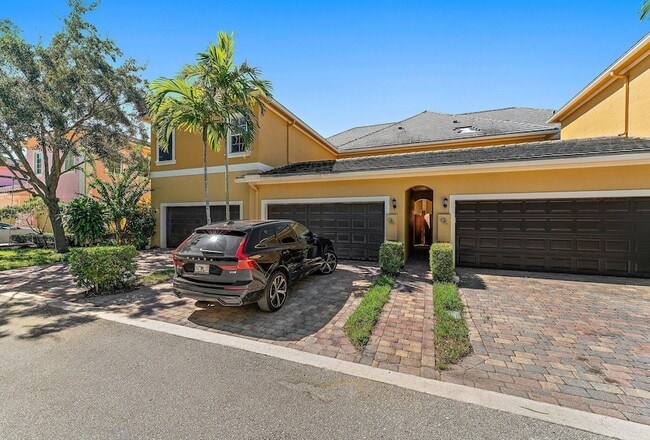 Building Photo - 150 Lismore Ln