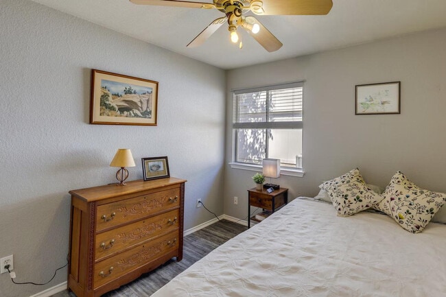 Building Photo - 8836 Francia Trail