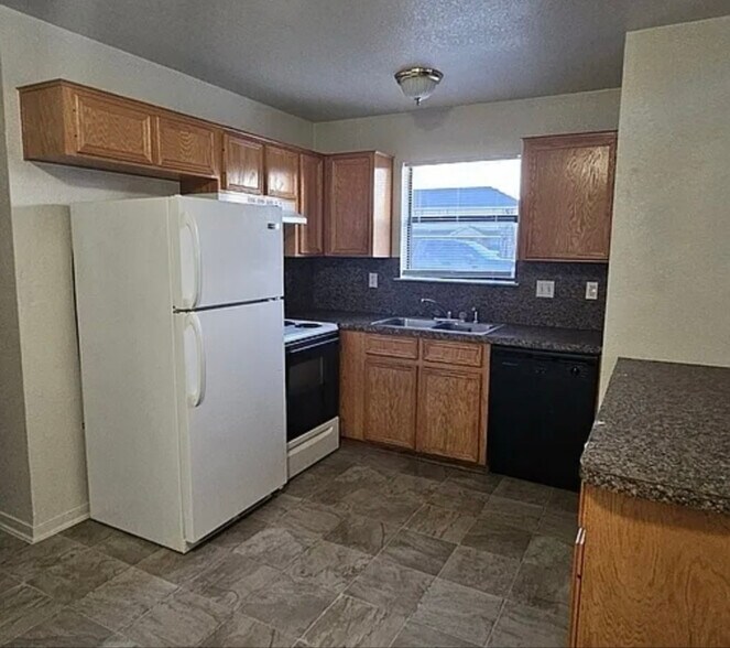 Building Photo - 1009 Lansberry Ct