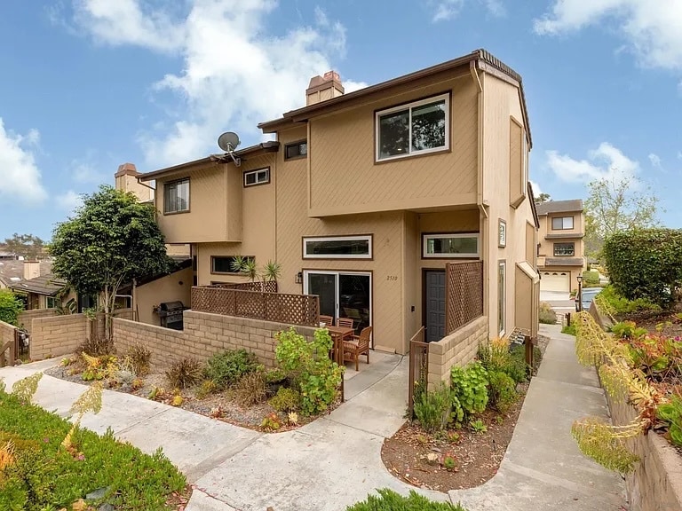 Building Photo - 2510 Woodlands Way