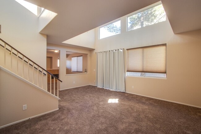 Building Photo - Summerlin west home