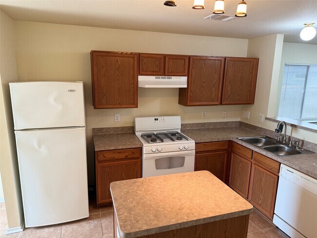 Building Photo - 1539 Nichole Woods Dr