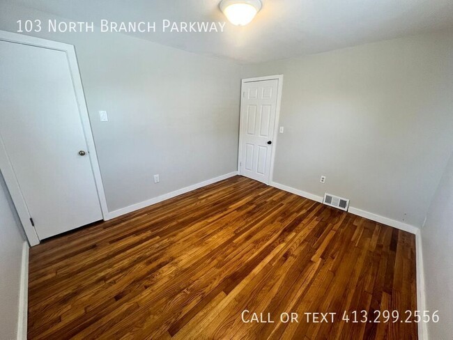 Building Photo - 103 N Branch Pkwy