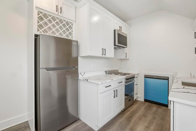 Building Photo - 4056 Biltmore Ave