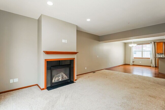 Building Photo - 1949 Commonwealth Blvd