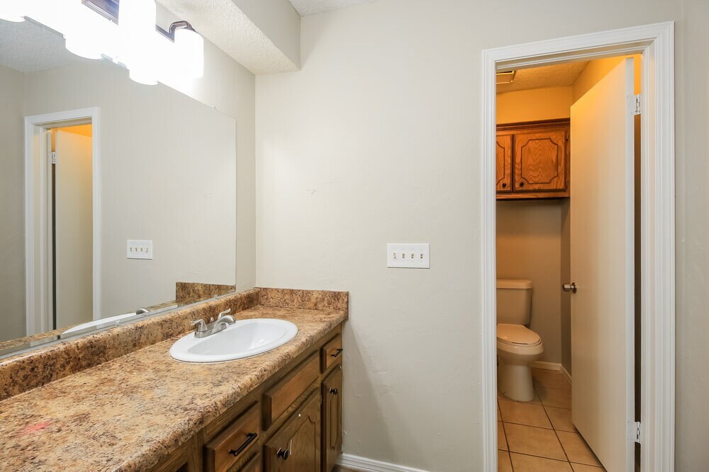 Building Photo - 8117 Turtle Dove Dr
