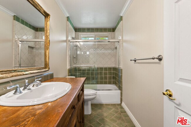 Building Photo - 22840 Sparrow Dell Dr