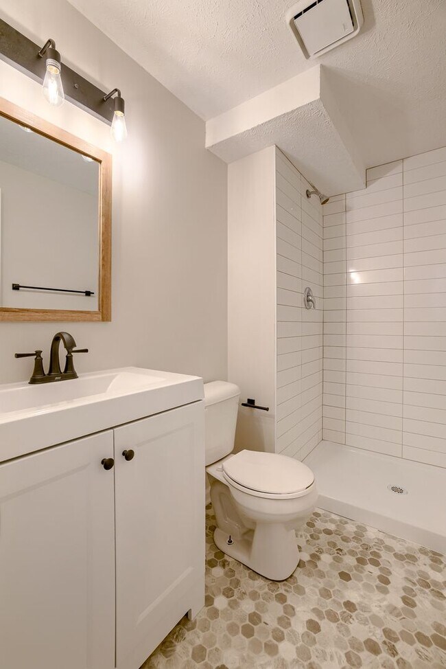 Building Photo - Great home in Millard