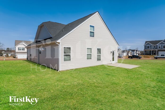 Building Photo - 403 Stonefence Dr