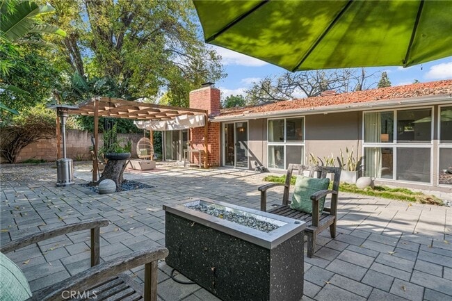 Building Photo - 2518 Pearson Ave