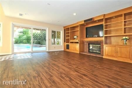 Building Photo - 7252 Elmsbury Ln
