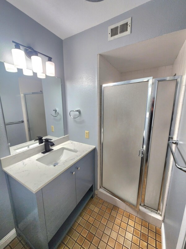 Building Photo - 8441 Skye Dr